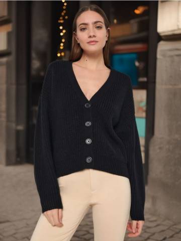 Трикотажний кардиган - чорний