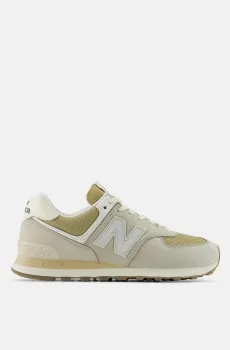 Серые кроссовки 574 Серый 7.5 New Balance U5748DF
