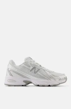 Серебристые кроссовки 740 Серебряный 4.5 New Balance U740WM2