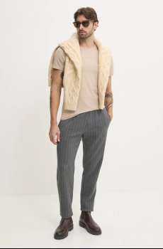 Хлопковая футболка Guess