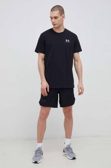 Футболка для тренинга Under Armour Logo Embroidered цвет чёрный однотонная Футболка для тренинга Under Armour Logo Embroidered цвет чёрный однотонная