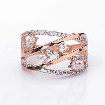 Золотое кольцо с фианитами к04958 Золотое кольцо с фианитами к04958