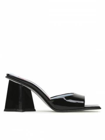 Chiara Ferragni Шльопанці CF3131-001 Чорний Chiara Ferragni Шльопанці CF3131-001 Чорний