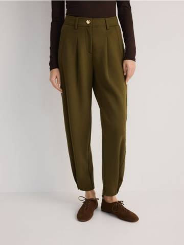 Reserved - LADIES` TROUSERS - світло-оливковий - YU022-81X Reserved - LADIES` TROUSERS - світло-оливковий - YU022-81X