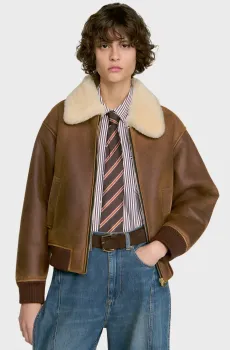 Женская коричневая кожаная дубленка Коричневый 38 Sandro SFPOU00832_Brown