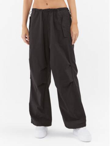 Tommy Jeans Штани з тканини DW0DW16387 Чорний Relaxed Fit Tommy Jeans Штани з тканини DW0DW16387 Чорний Relaxed Fit
