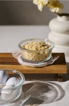 Скляний контейнер для їжі з кришкою - clear