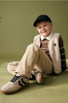 Кросівки з шнурівкою з екошкіри - коричневувато-зелений
