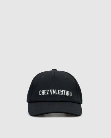 Черная кепка с вышивкой Chez Valentino Черная кепка с вышивкой Chez Valentino