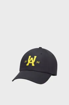 Черная кепка Essential Low ADJ Черный ONESIZE Under Armour 6013123-001