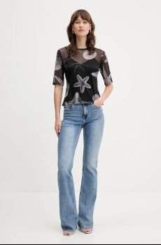 Футболка Never Fully Dressed