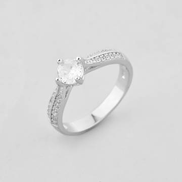 Серебряное кольцо Minimal 510504б-17 17 Серебряное кольцо Minimal 510504б-17 17