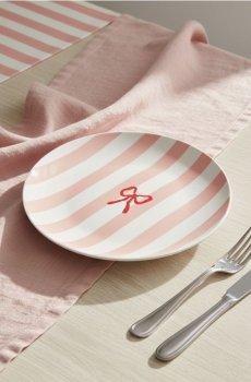 Керамічна тарілка з мотивом бантиків - пастельний рожевий