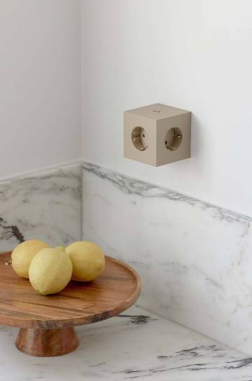 Модульный разветвитель Avolt Square 2, USB-C Модульный разветвитель Avolt Square 2, USB-C