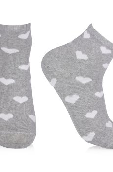 Носки женские AmiGA средние, серые, с сердцами, размер 23-25