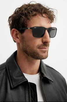 Солнцезащитные очки Ray-Ban