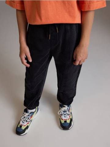 Reserved - Джогери з вареним ефектом - чорний - 8159X-99X