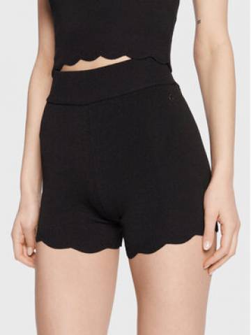 Guess Шорти з тканини Vicky W3GZ01 Z2Z80 Чорний Slim Fit Guess Шорти з тканини Vicky W3GZ01 Z2Z80 Чорний Slim Fit