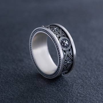 Серебряное текстурное кольцо "Лев" 1180 Серебряное текстурное кольцо "Лев" 1180