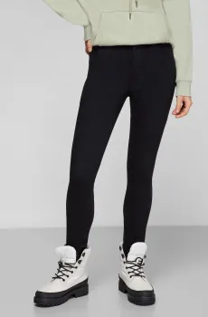 Женские черные джинсы 720® High Rise Super Skinny Черный 25-34 Levi’s® 52797;0000