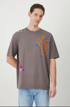 Футболка Medicine