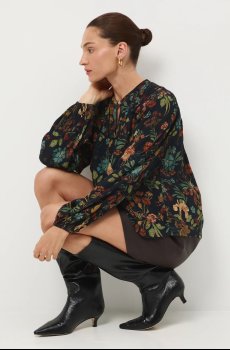 Блузка Medicine