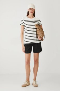 Футболка Medicine