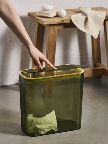 Сміттєвий бак з кришкою - зелений