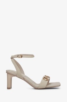 Босоніжки шкіряні бежеві Estro ER00111665