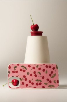 Чохол для iPhone 13/14 з мотивом вишень - рожевий