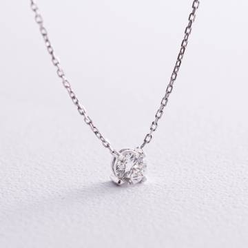Золотое колье с одним бриллиантом 104-10040(4.7) Золотое колье с одним бриллиантом 104-10040(4.7)