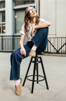 Шкіряні шльопанці - бежевий