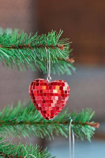 Декоративная подвеска Rice Small Heart Disco Ball Декоративная подвеска Rice Small Heart Disco Ball