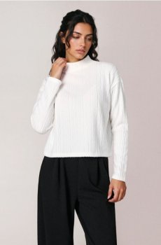 Блузка зі структурним візерунком - кремовий