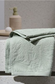 Бавовняний рушник із рослинним візерунком - блідо-зелений