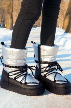 Утеплені металічні снігові чоботи з декоративним шнуруванням - срібний