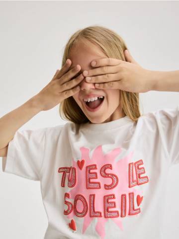 Reserved - Бавовняна футболка з принтом - кремовий - 562EX-01X