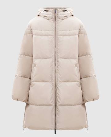 Бежевый пуховик с логотипом Бежевый пуховик с логотипом