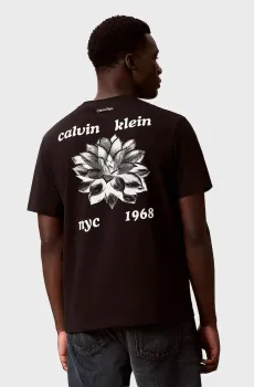 Мужская черная футболка 20S TRVL STAMP GRAPHIC Черный L Calvin Klein Jeans LV04RG817G