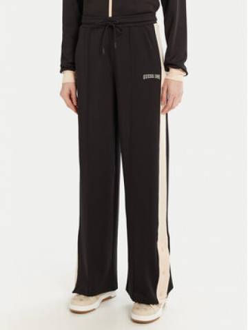 Guess Спортивні штани V5RB00 KCO72 Коричневий Regular Fit Guess Спортивні штани V5RB00 KCO72 Коричневий Regular Fit