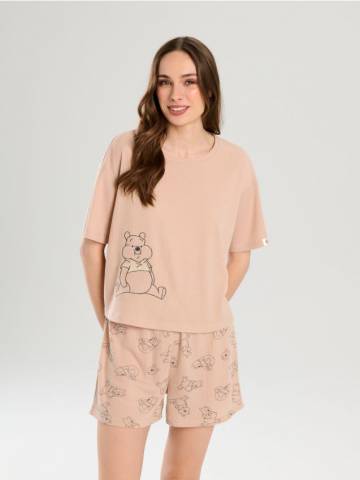 Піжамний комплект з двох предметів з принтом Winnie the Pooh - бежевий Піжамний комплект з двох предметів з принтом Winnie the Pooh - бежевий