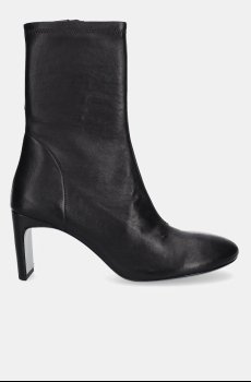 Кожаные полусапожки Patrizia Pepe