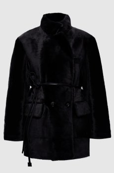 Черная двубортная дубленка с поясом