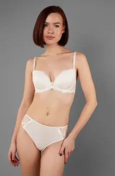 Женский белый бюстгальтер Белый 65C brabrabra SLZ25901076