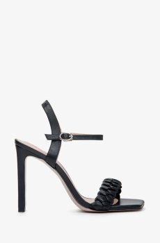 Босоніжки шкіряні чорні Estro ER00111680