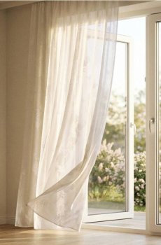 Крайкова завіса на стрічці з мотивом троянд - білий