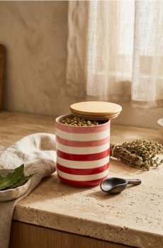 Контейнер для їжі з кришкою - пастельний рожевий