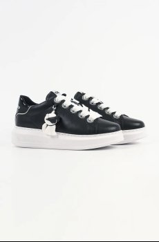 Кожаные кроссовки Karl Lagerfeld KAPRI