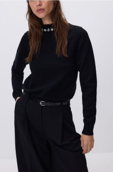 Reserved - Джемпер з оздобною аплікацією - чорний - 7242B-99X