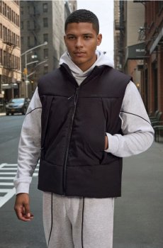 Пухова жилетка зі стоячим коміром - чорний